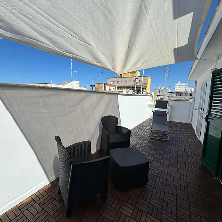 Mareluna Rooms-2